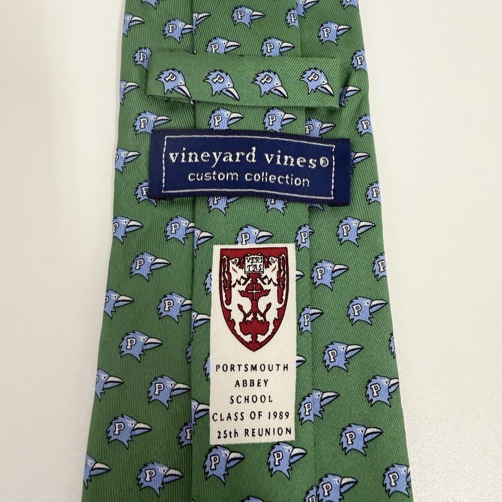 Vineyard Vines Tie Portsmouth Abbey School '89 Reunion Green Silk 3.5" x 58" euc